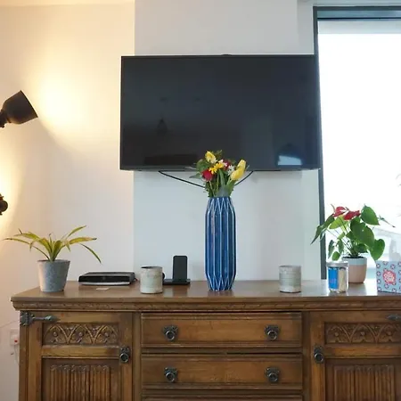 City Centre Penthouse - Terrace & Balcony Bristol
